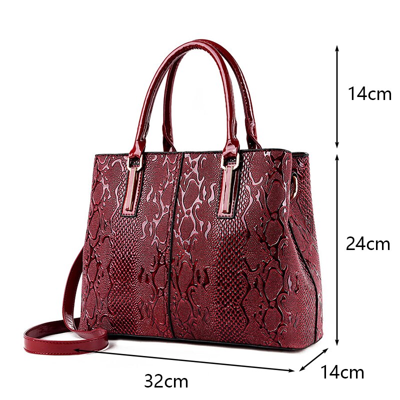 Bolsa Feminina Transversal de Verniz
